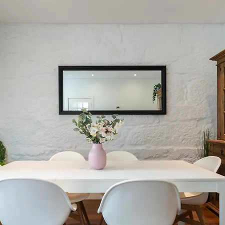 Apartament Host Wise - Rustic Flats *