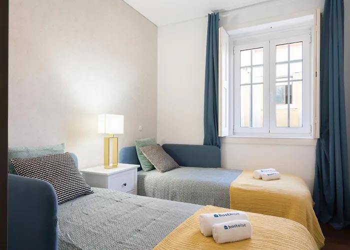 Host Wise - Rustic Flats 포르투